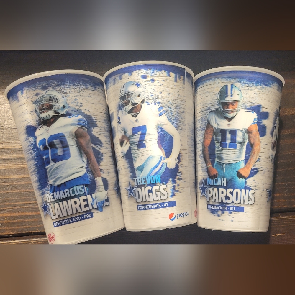 Dallas Cowboy Game used cups